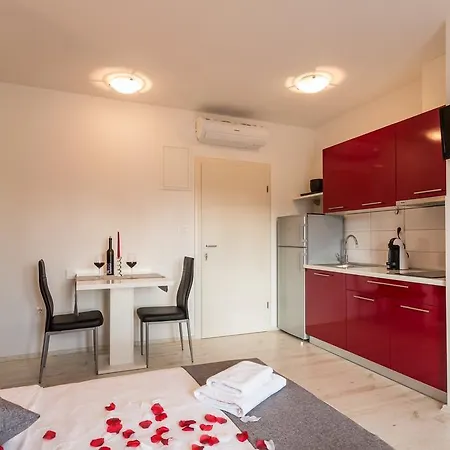 Gold Town Split Centre Old Town Apartman *