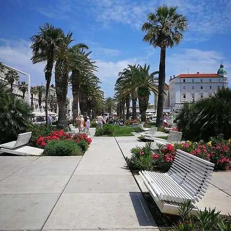 Gold Town Split Centre Old Town *